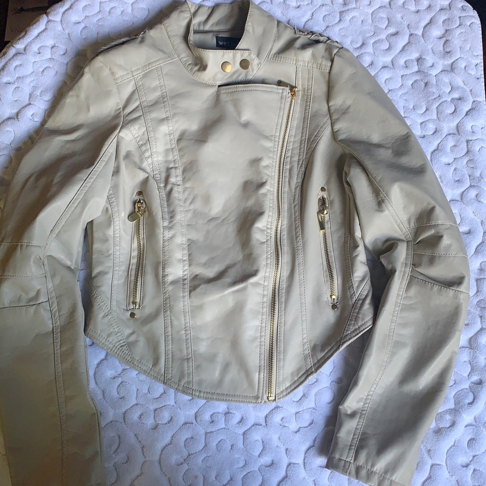 Leather jacket
